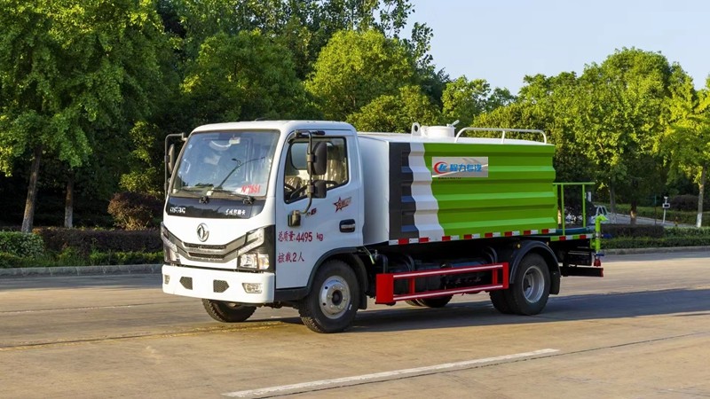 藍牌灑水車廠家