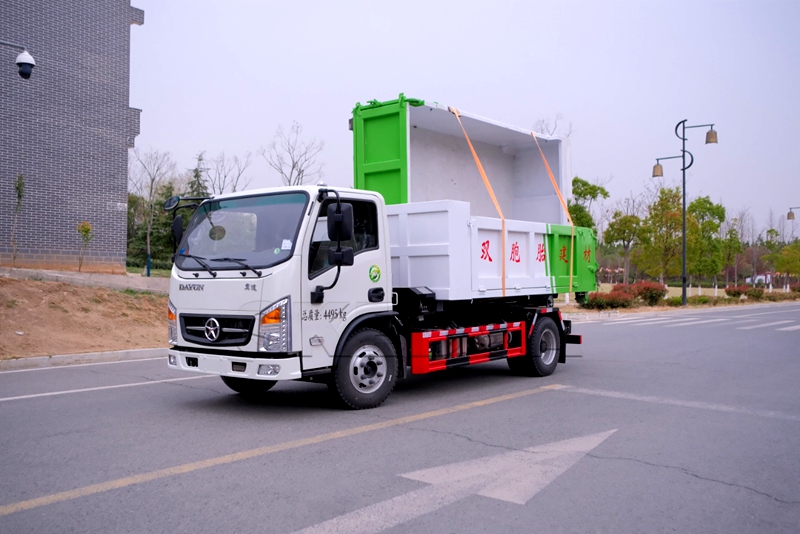 藍牌建筑垃圾車清運車